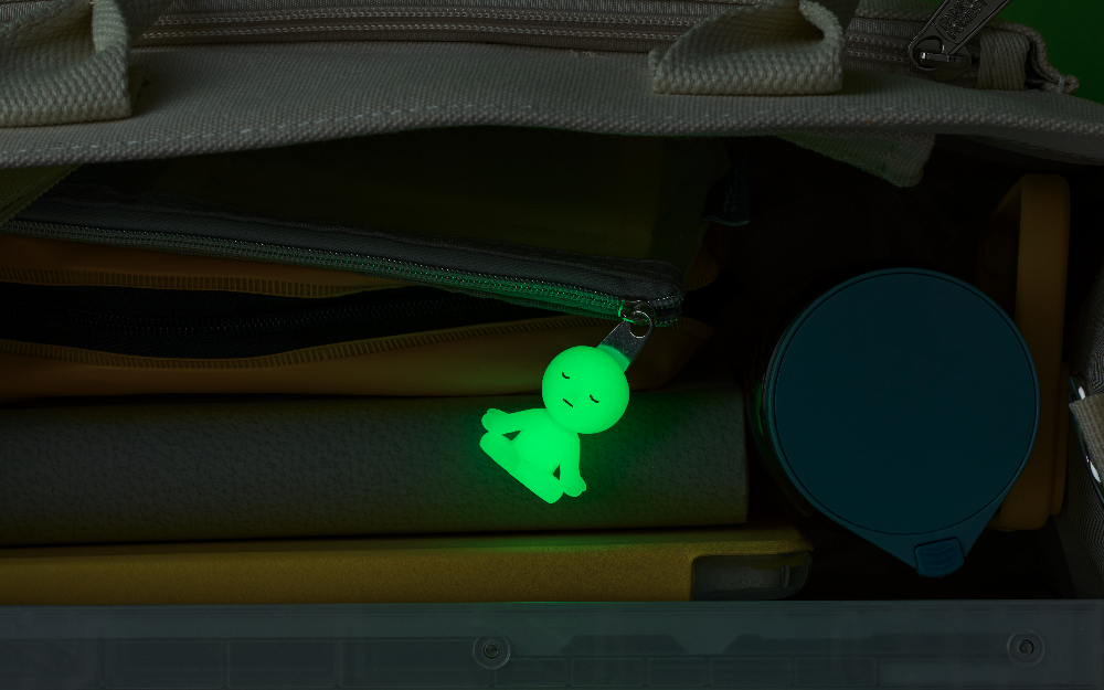 SMISKI ZIPPERBITE Vol. 2 Glow-in-the-Dark Zipper Pull