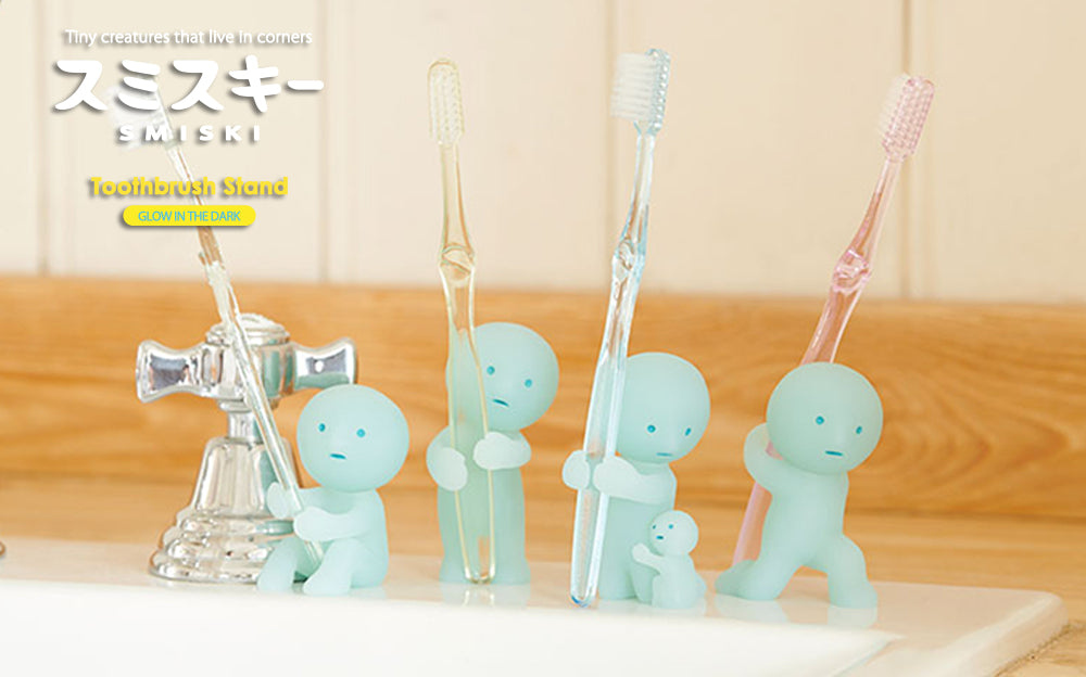 SMISKI Glow-in-the-Dark Toothbrush Stand